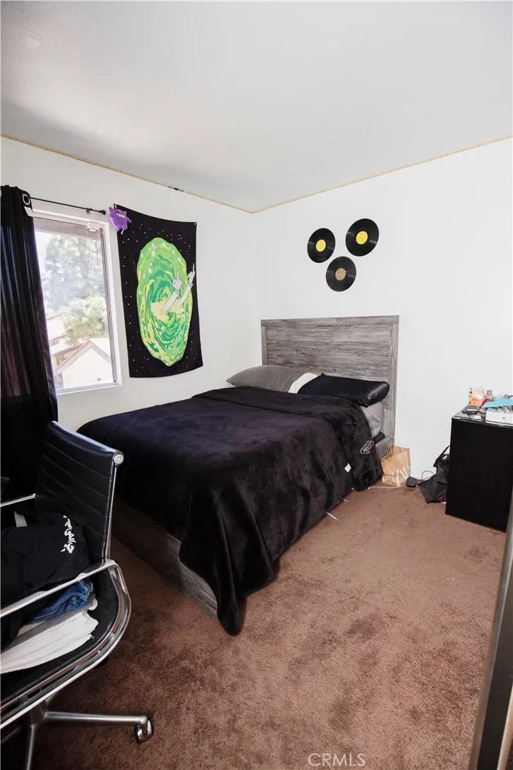 8430 Winnetka Avenue #20 Winnetka, CA 91306