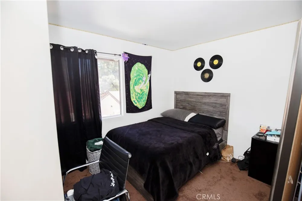 8430 Winnetka Avenue #20 Winnetka, CA 91306