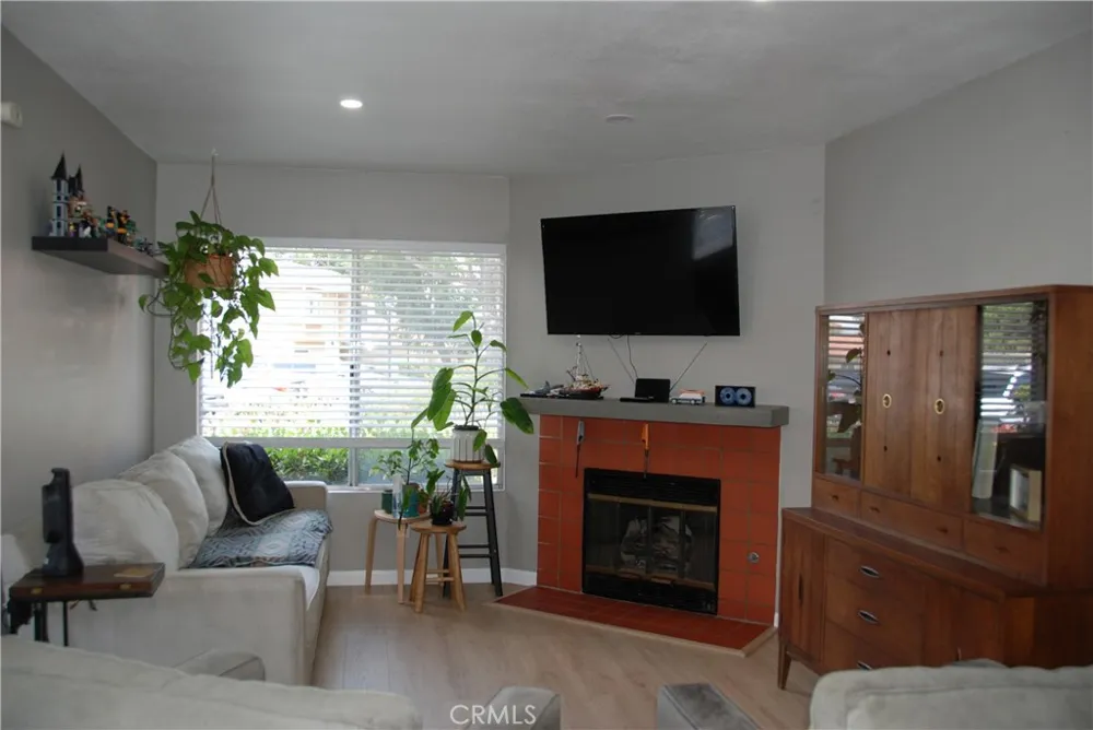 10730 Holly Meadows #B Santee, CA 92071