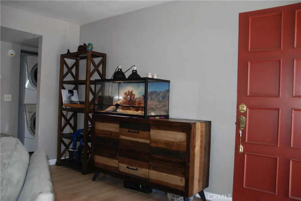 10730 Holly Meadows #B Santee, CA 92071