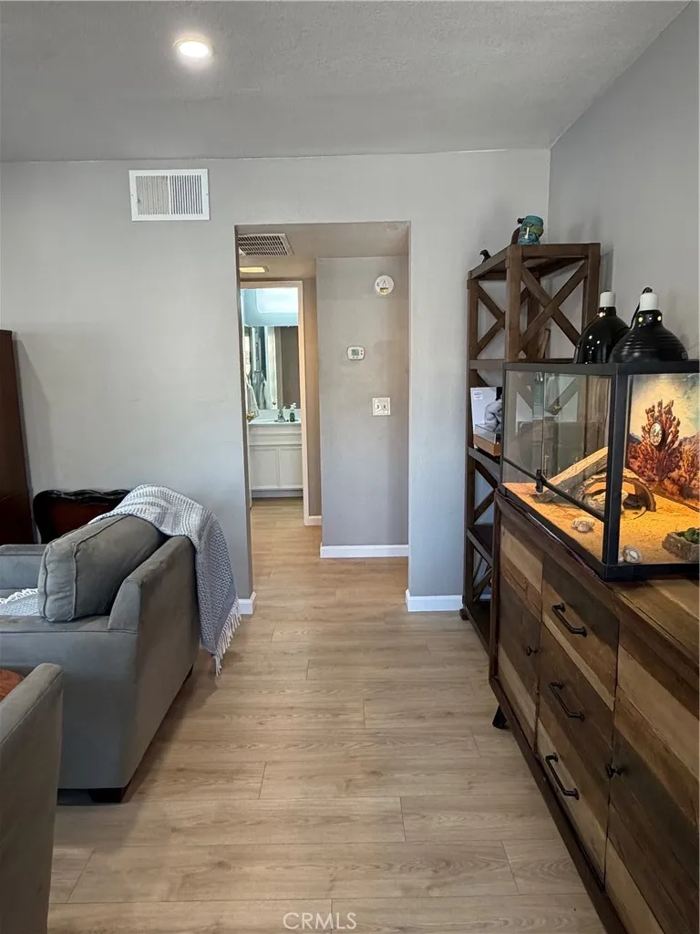 10730 Holly Meadows #B Santee, CA 92071