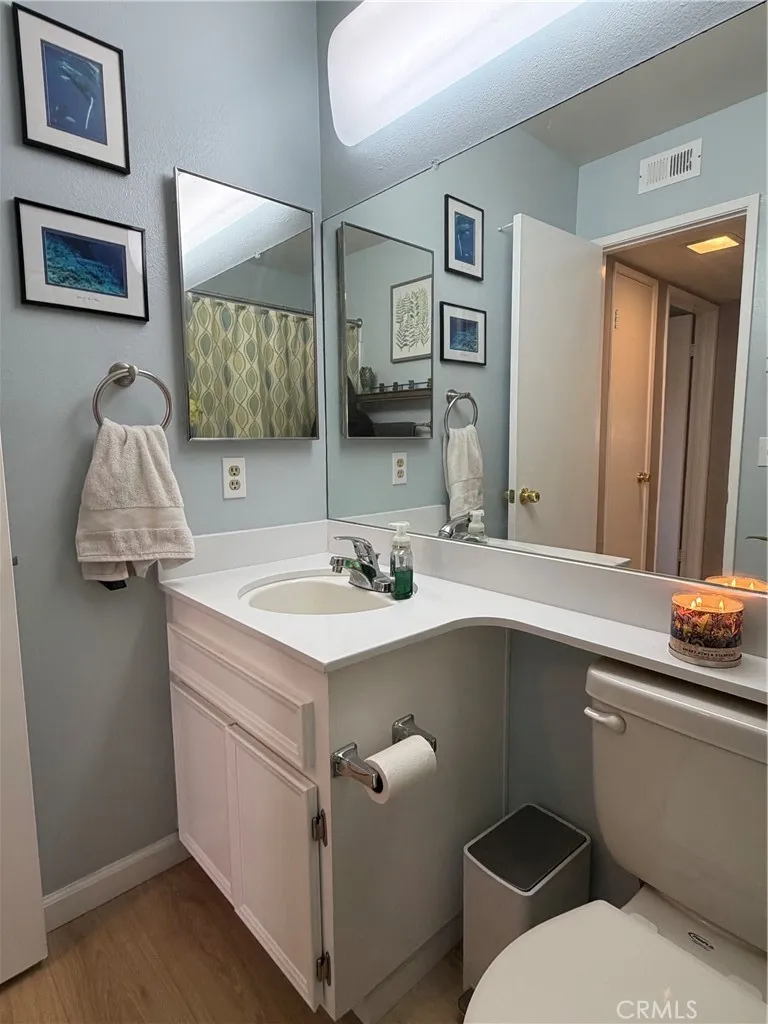 10730 Holly Meadows #B Santee, CA 92071