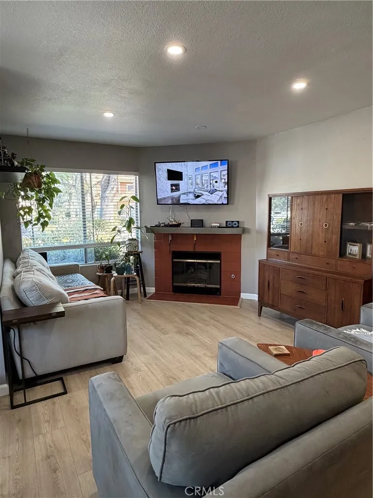 10730 Holly Meadows #B Santee, CA 92071