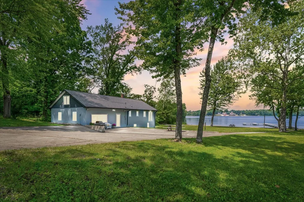 13754 45th Street Bloomingdale Township, MI 49026