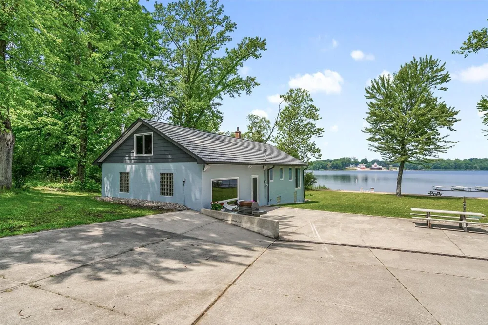 13754 45th Street Bloomingdale Township, MI 49026
