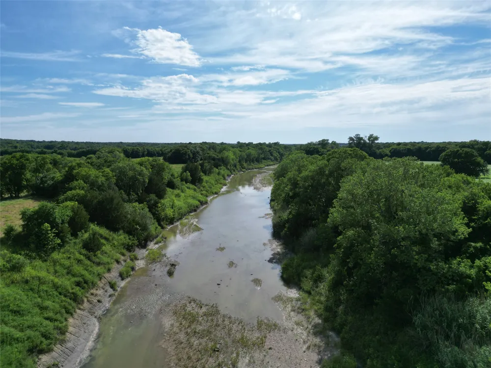 57 CR 3505 Pecan Gap, TX 75469