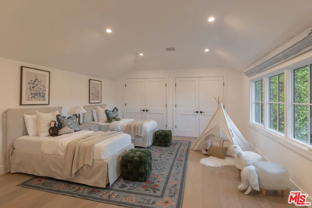 550 Spoleto Drive Pacific Palisades, CA 90272