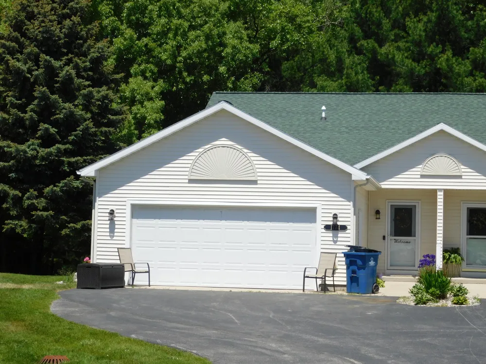 1774 Pine Ridge Drive Manistee, MI 49660