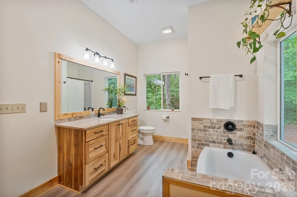 9870 Harvest Lane Davidson, NC 28036