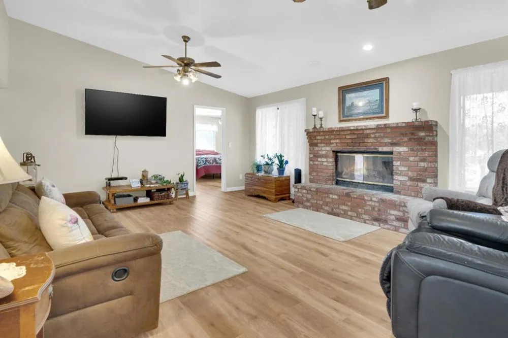 60951 Argyle Road King City, CA 93930