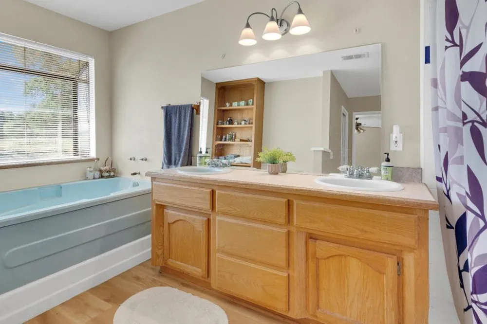60951 Argyle Road King City, CA 93930