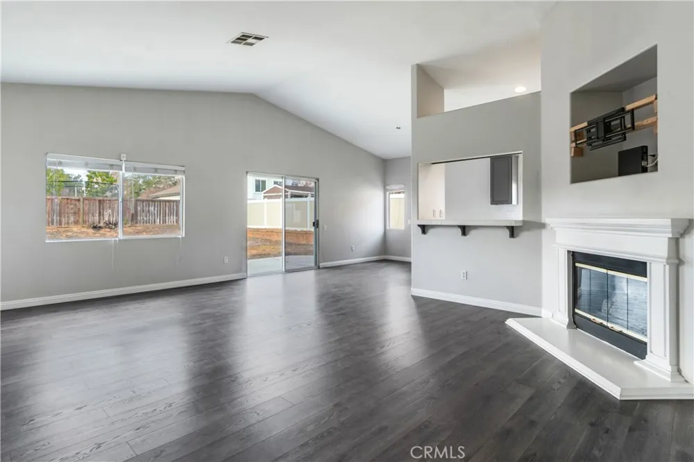 1709 Double Eagle Avenue Beaumont, CA 92223