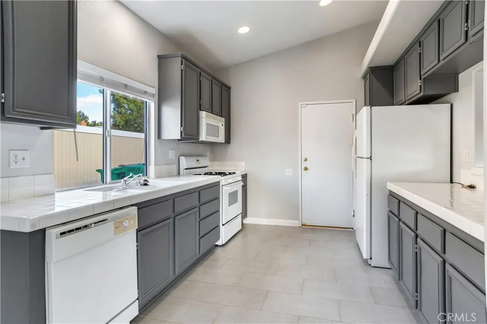 1709 Double Eagle Avenue Beaumont, CA 92223