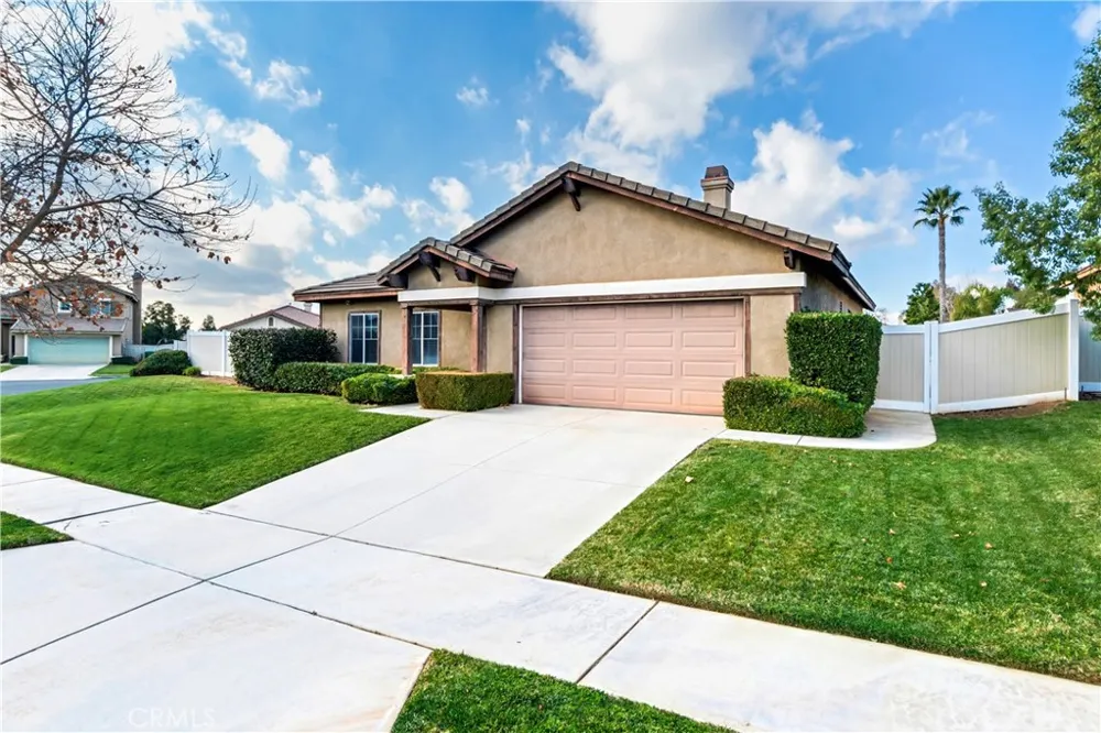 1709 Double Eagle Avenue Beaumont, CA 92223