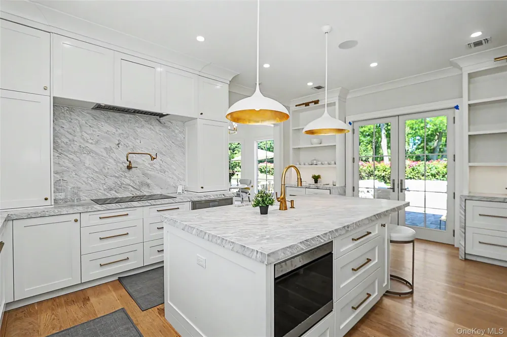 2 Pheasant Run Kings Point, NY 11024