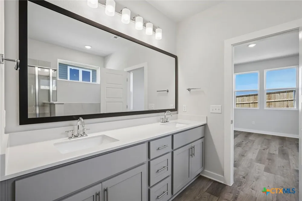5424 San Pietro Drive Austin, TX 78747