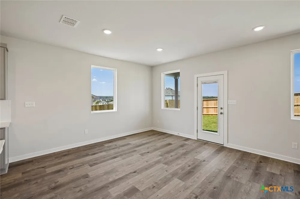 5424 San Pietro Drive Austin, TX 78747