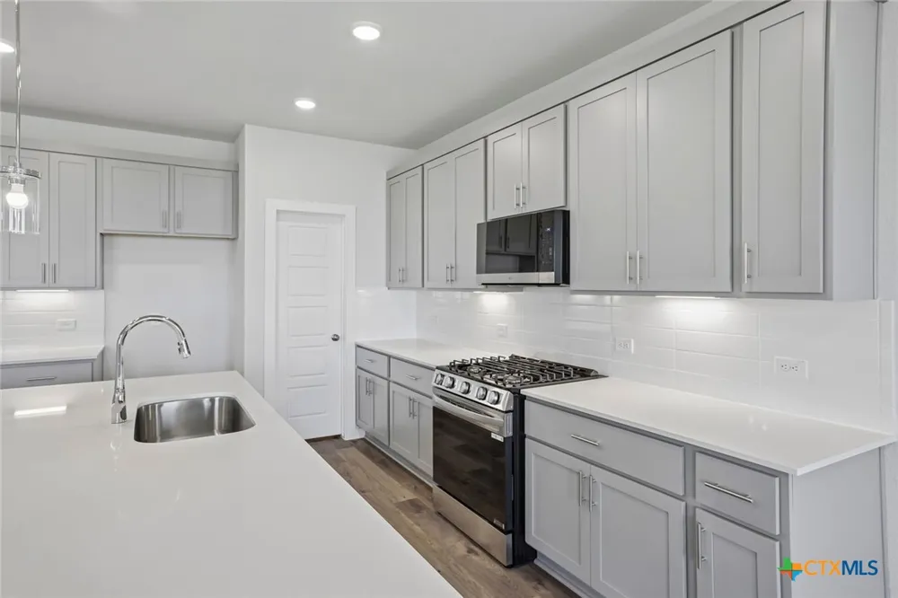 5424 San Pietro Drive Austin, TX 78747