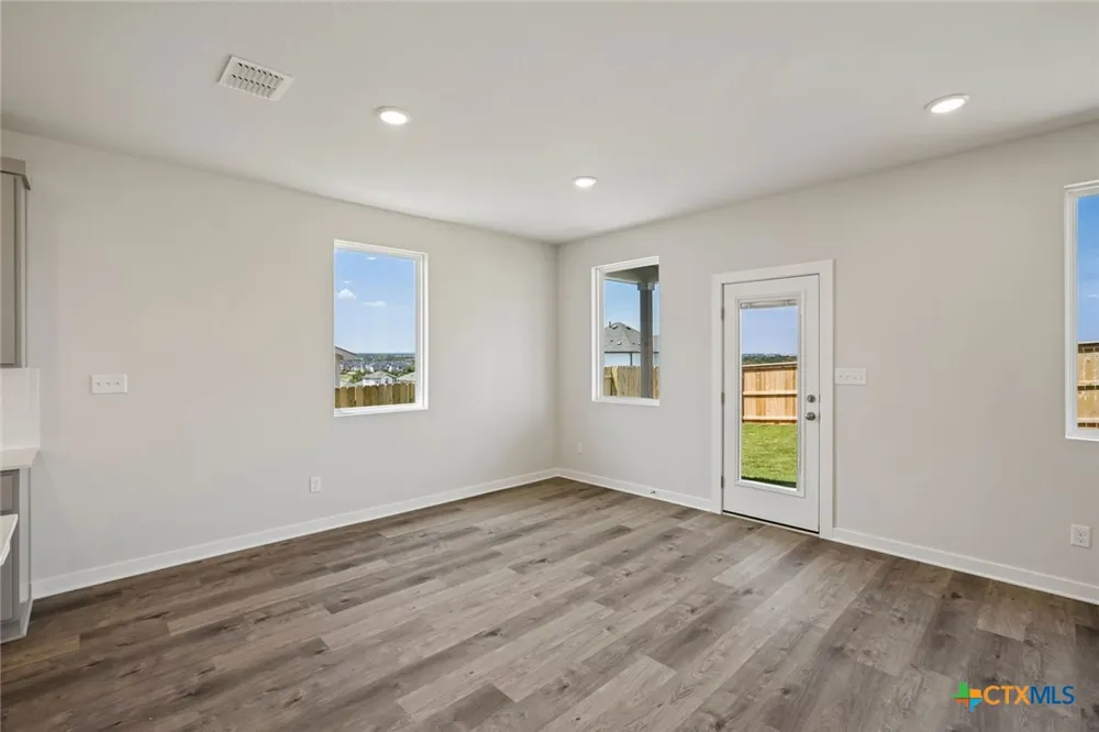 5424 San Pietro Drive Austin, TX 78747