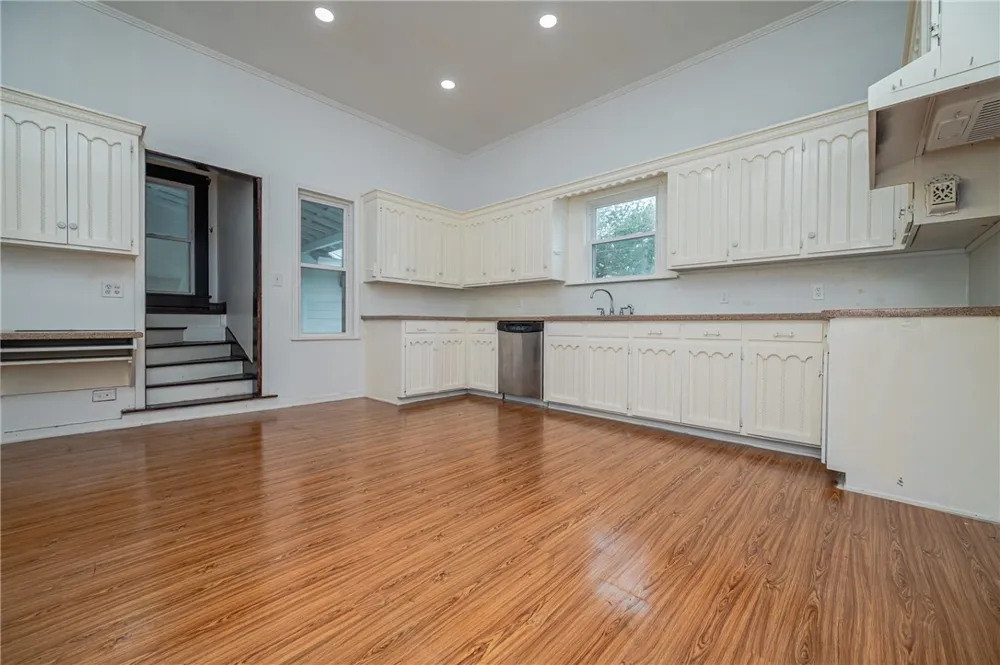 519 Fm 623 E Pettus, TX 78146