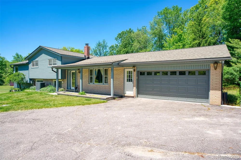 940 Rowland Road Addison Township, MI 48367