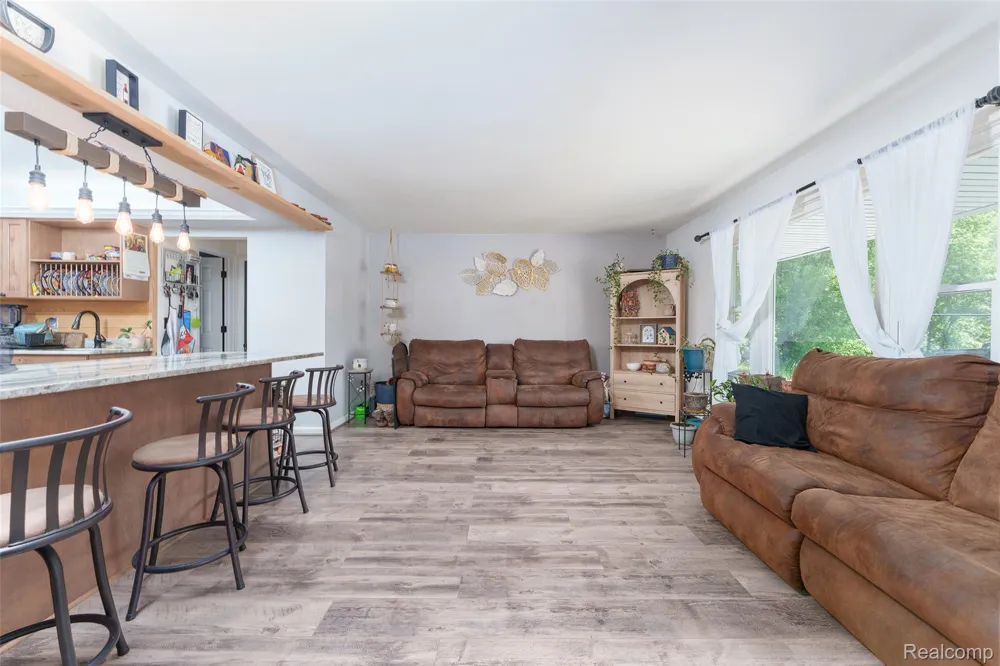 940 Rowland Road Addison Township, MI 48367