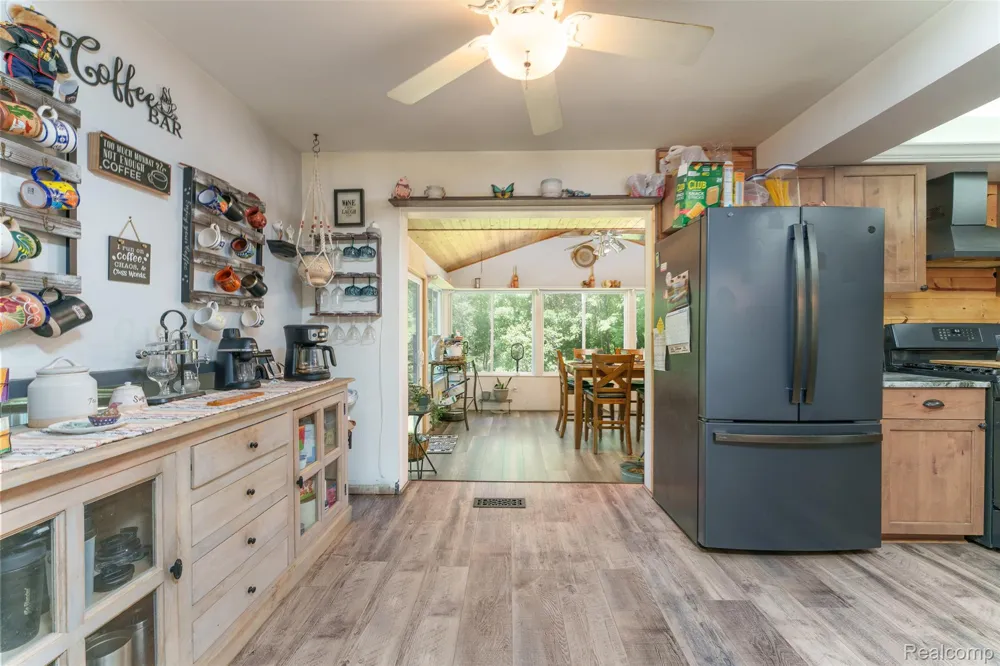 940 Rowland Road Addison Township, MI 48367