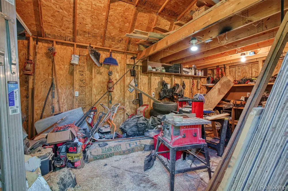 940 Rowland Road Addison Township, MI 48367
