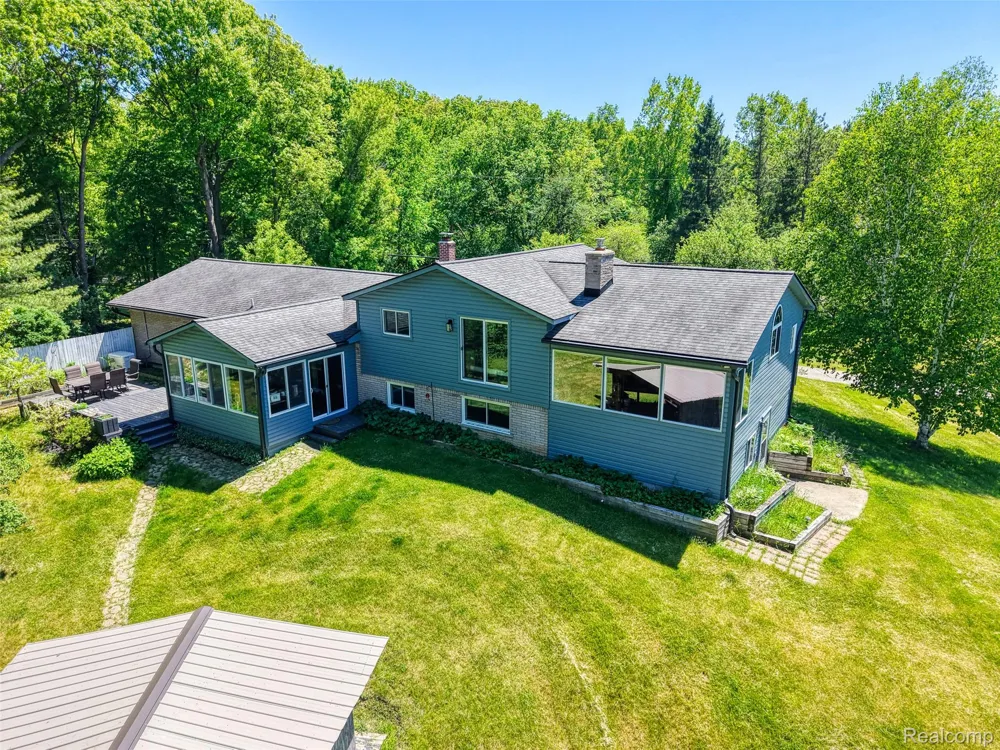 940 Rowland Road Addison Township, MI 48367