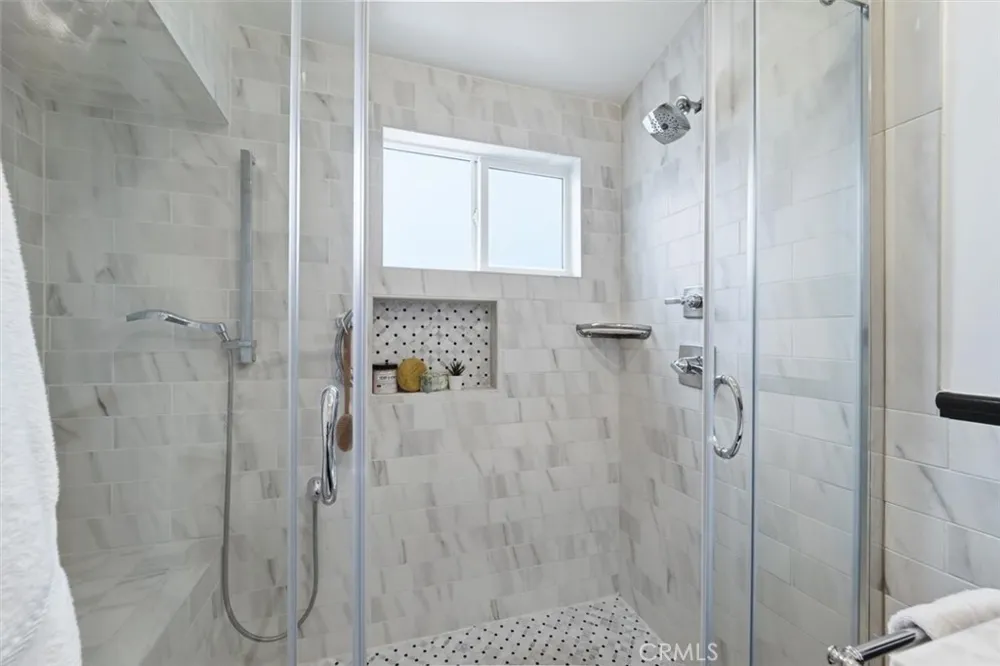 11937 S La Cienega Hawthorne, CA 90250