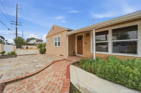 11937 S La Cienega
