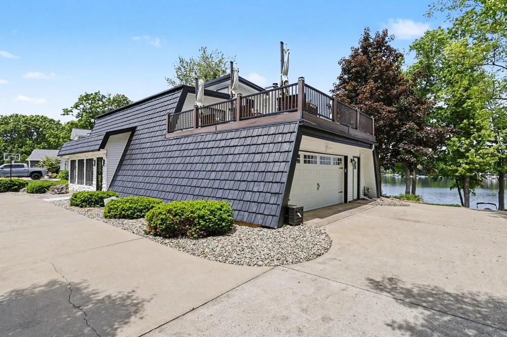 24714 Butternut Drive Sturgis, MI 49091