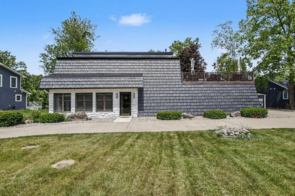 24714 Butternut Drive Sturgis, MI 49091