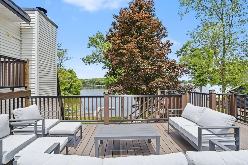 24714 Butternut Drive Sturgis, MI 49091