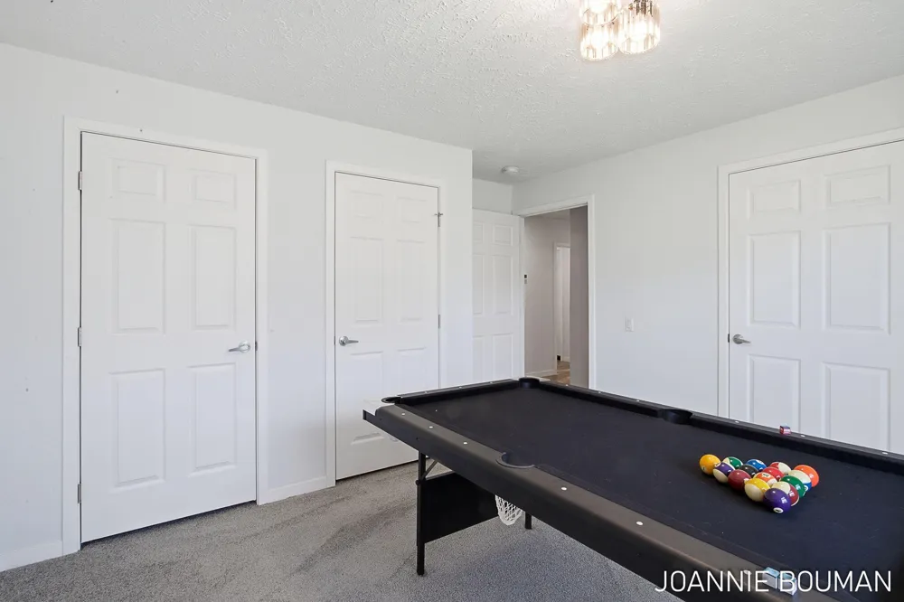 5230 E Sunfield Lane Fillmore Township, MI 49423