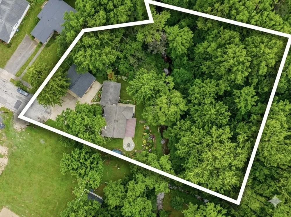 723 Arbor Court South Haven City, MI 49090