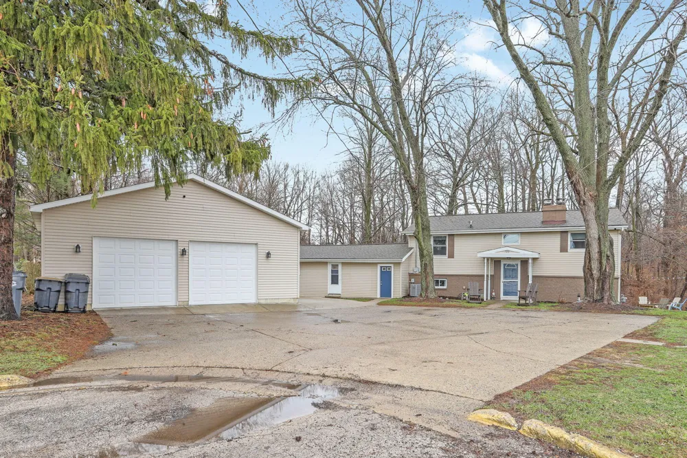 723 Arbor Court South Haven City, MI 49090