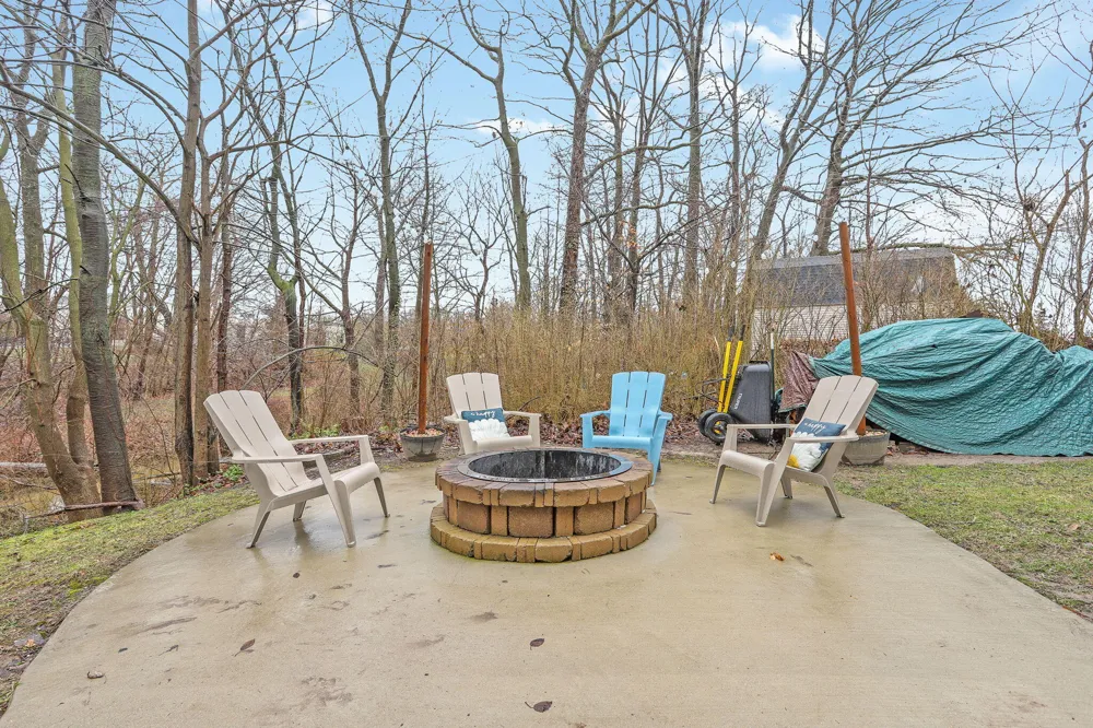 723 Arbor Court South Haven City, MI 49090