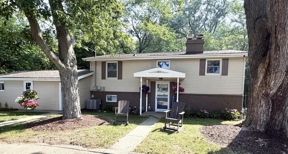 723 Arbor Court South Haven City, MI 49090