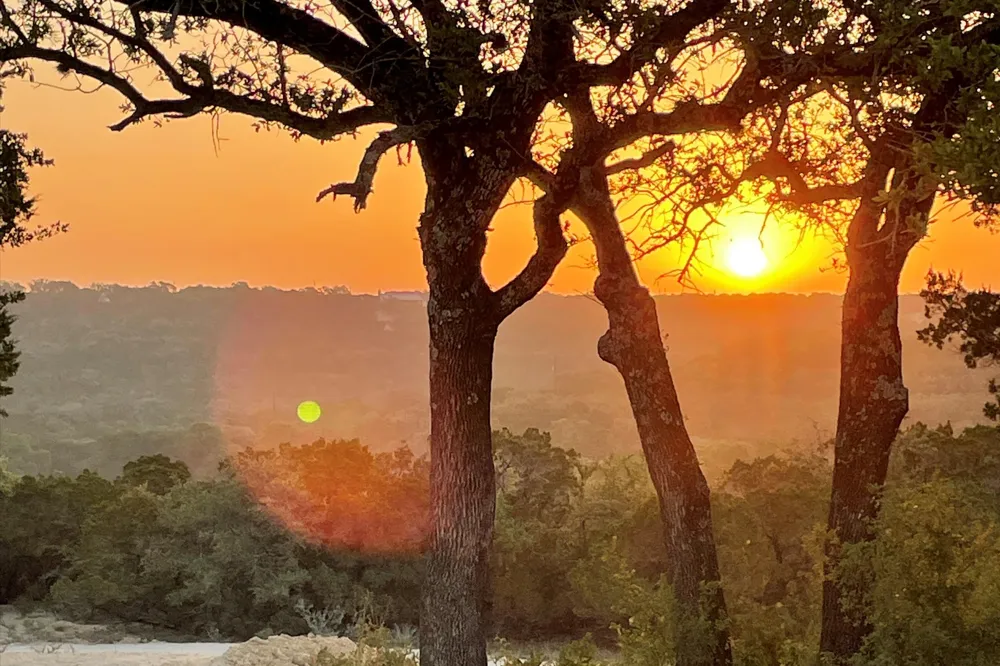 7000 McGregor Lane Dripping Springs, TX 78620