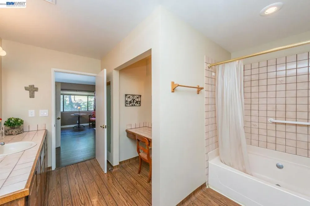 891 Salt Flat Rd Lewiston, CA 96052