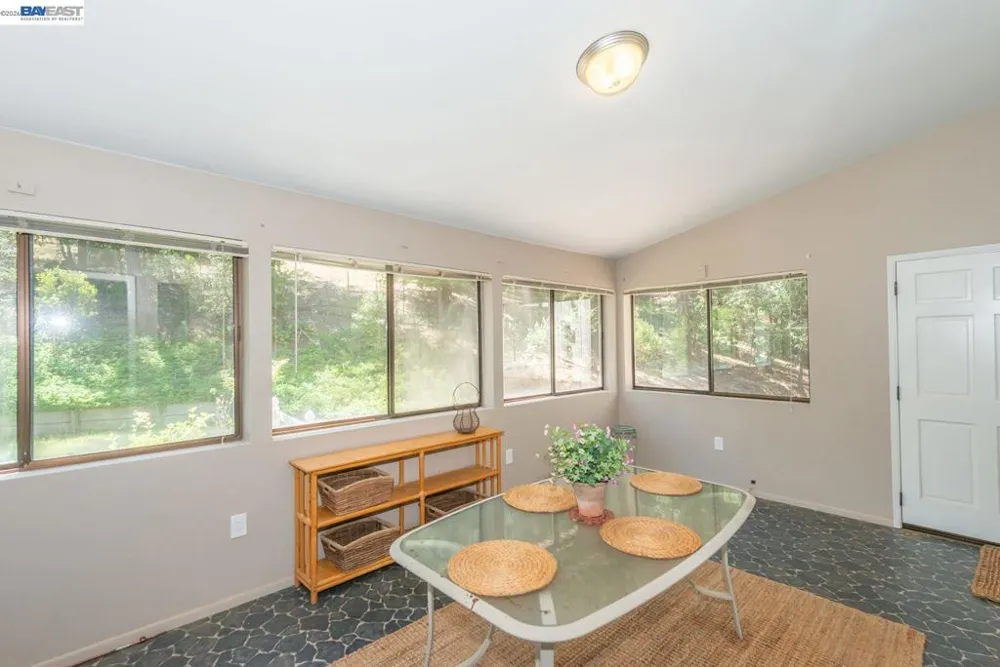 891 Salt Flat Rd Lewiston, CA 96052
