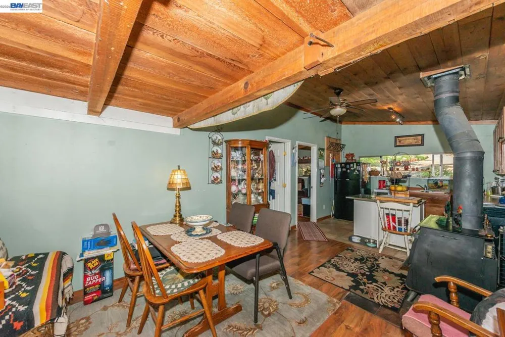 891 Salt Flat Rd Lewiston, CA 96052