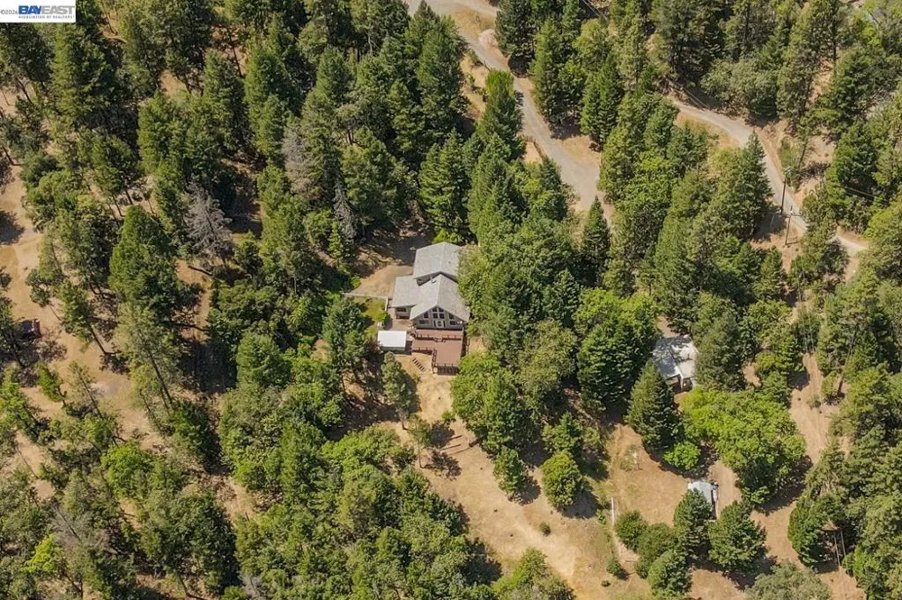 891 Salt Flat Rd Lewiston, CA 96052