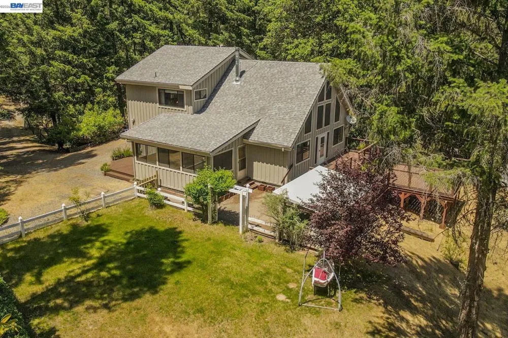 891 Salt Flat Rd Lewiston, CA 96052