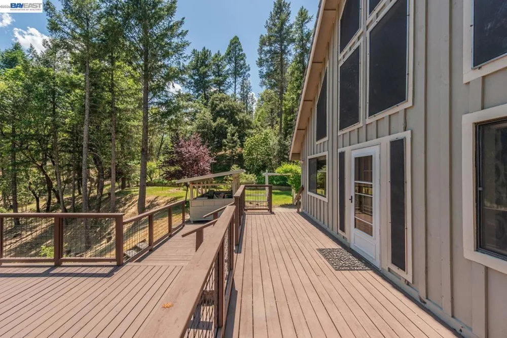 891 Salt Flat Rd Lewiston, CA 96052