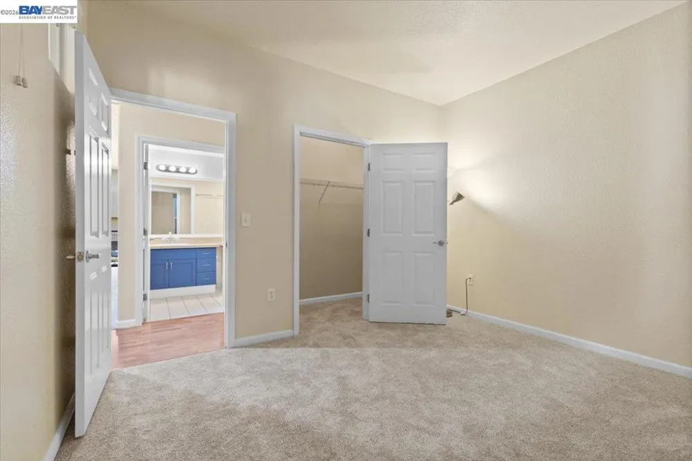1121 40th Street #4201 Emeryville, CA 94608