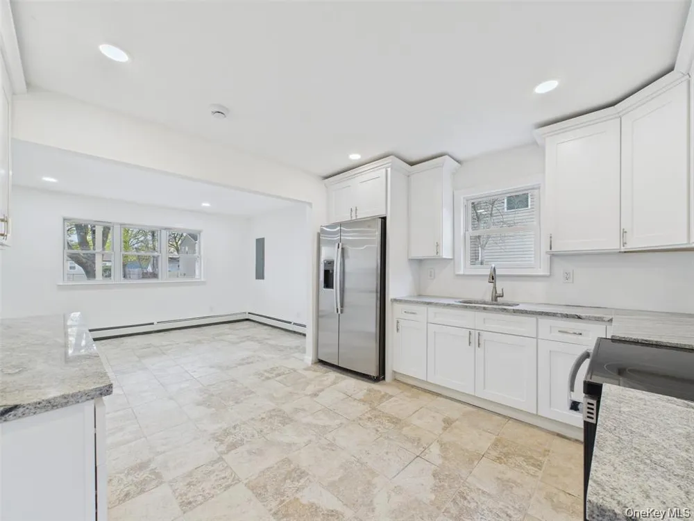 613 Bourdois Avenue Bellport, NY 11713