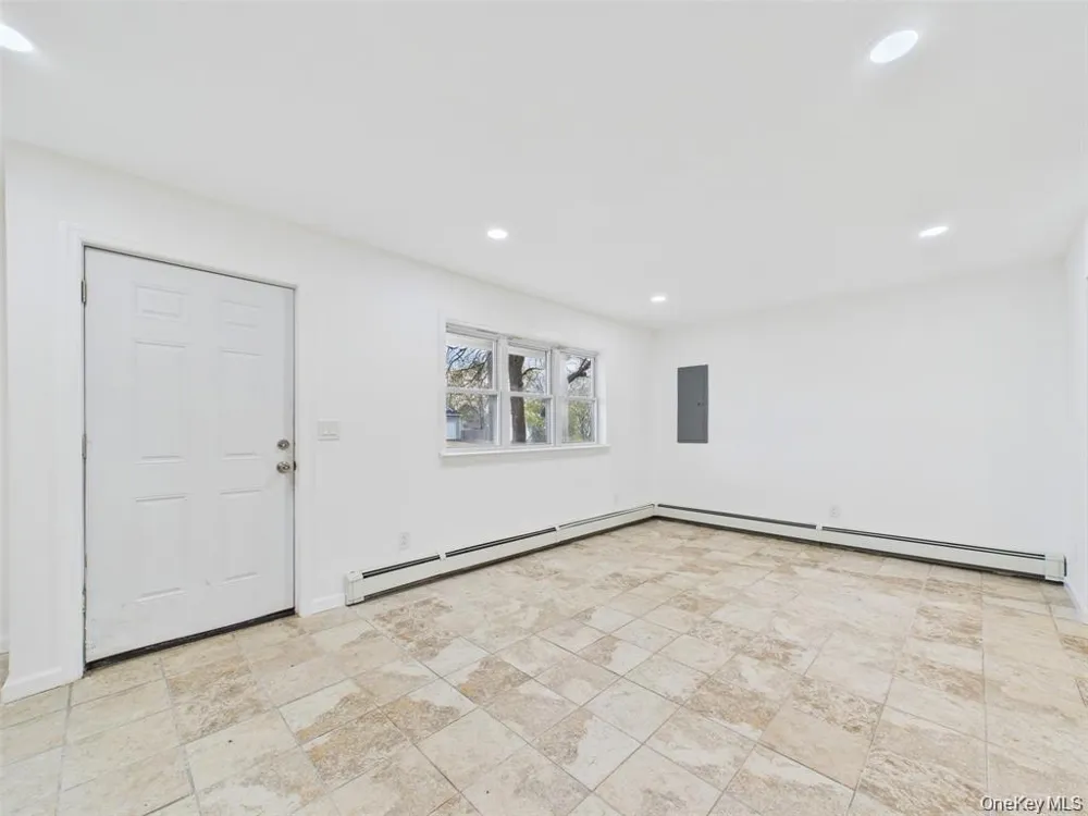 613 Bourdois Avenue Bellport, NY 11713