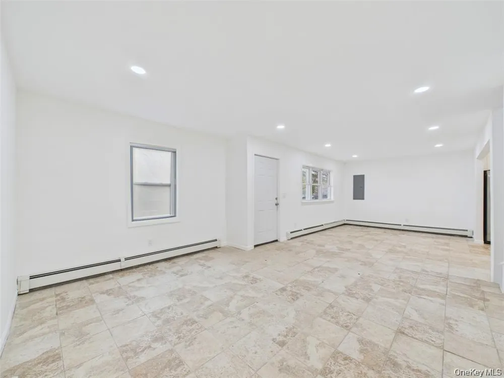 613 Bourdois Avenue Bellport, NY 11713